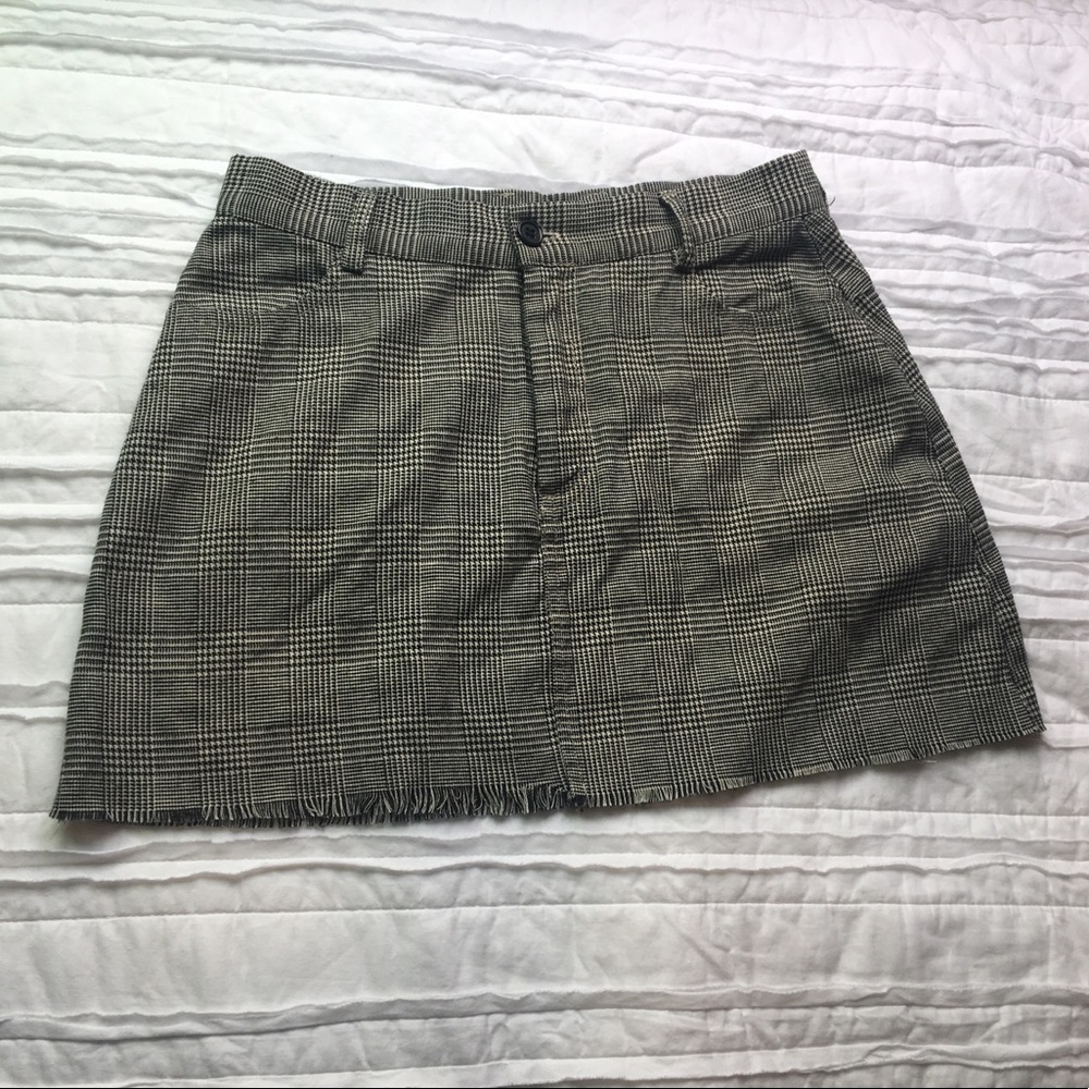 BRANDY MELVILLE patterned skirt !!!